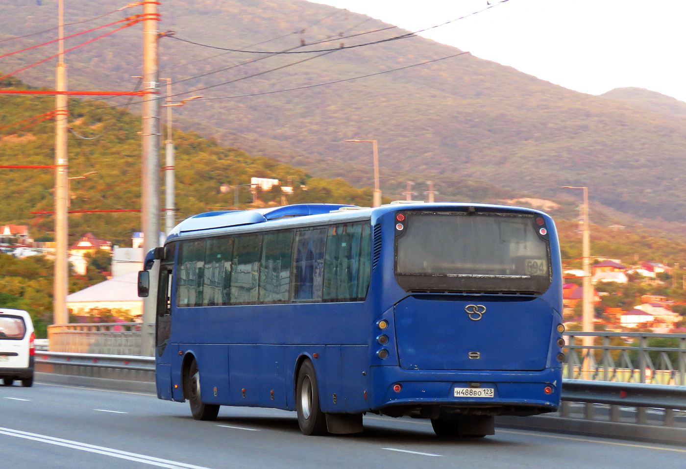 Krasnodar region, Golden Dragon XML6121E1G # Н 488 ВО 123