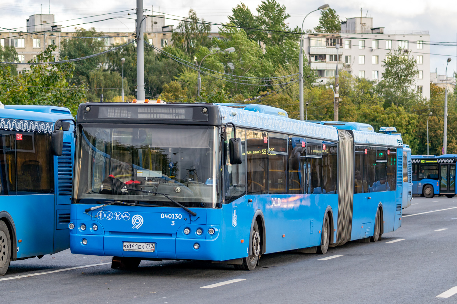 Москва, ЛиАЗ-6213.22 № 040130