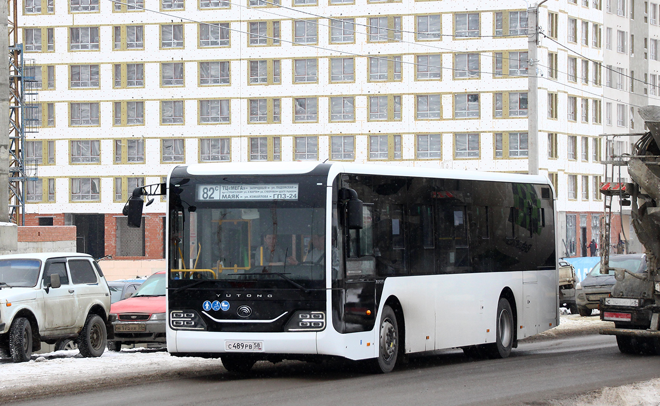 Пензенская область, Yutong ZK6116HG № С 489 РВ 58