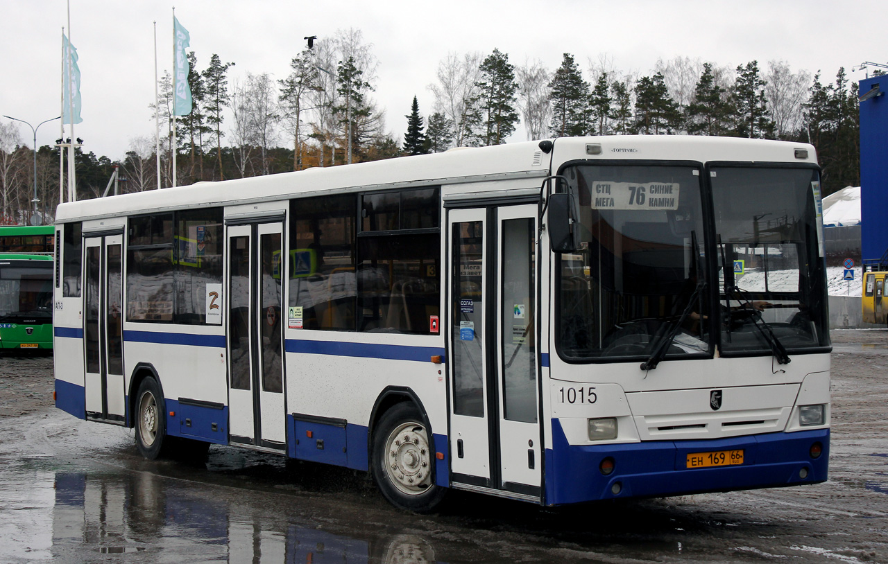 Sverdlovsk region, NefAZ-5299-20-32 # 1015