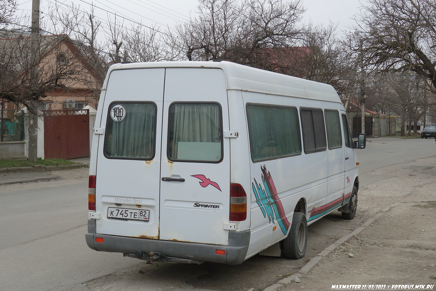 Республика Крым, Mercedes-Benz Sprinter W901–905 (T1N) № К 745 ТЕ 82