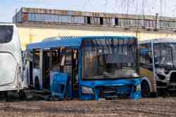 Yaroslavl region, LiAZ-4292.60 (1-2-1) # 465; Yaroslavl region, PAZ-320405-04 "Vector Next" # 61