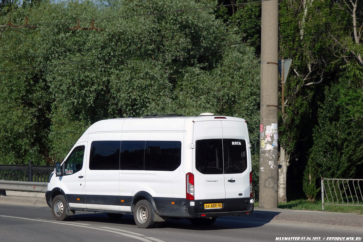 Республика Крым, Ford Transit FBD [RUS] (X2F.ESG.) № АА 689 82