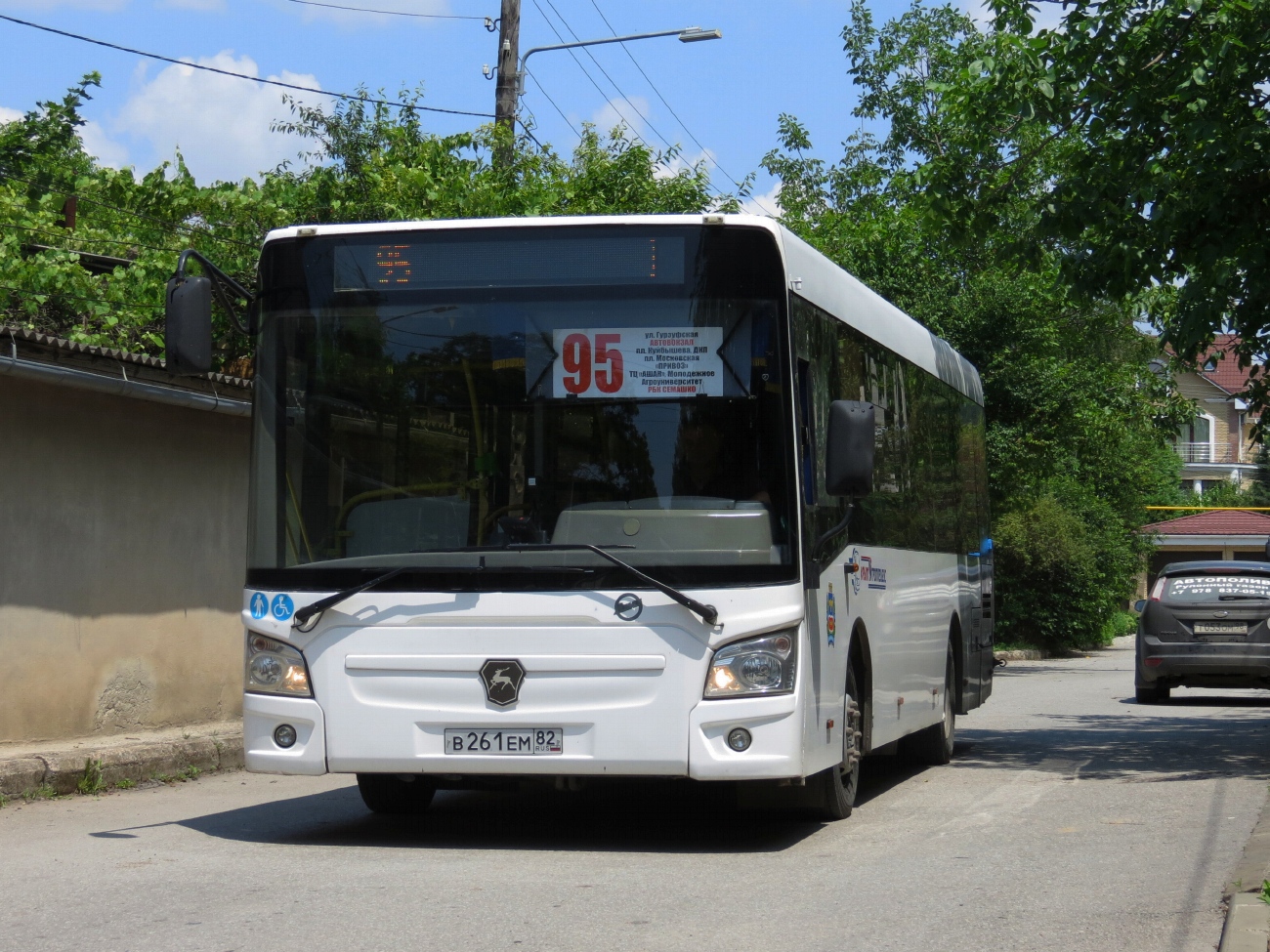 Республика Крым, ЛиАЗ-4292.60 (1-2-1) № В 261 ЕМ 82