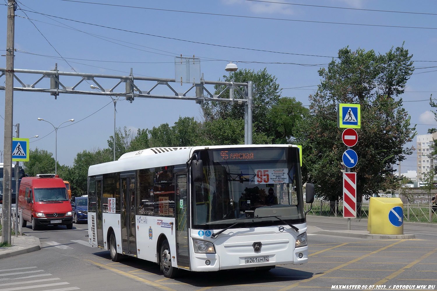 Республика Крым, ЛиАЗ-4292.60 (1-2-1) № В 261 ЕМ 82