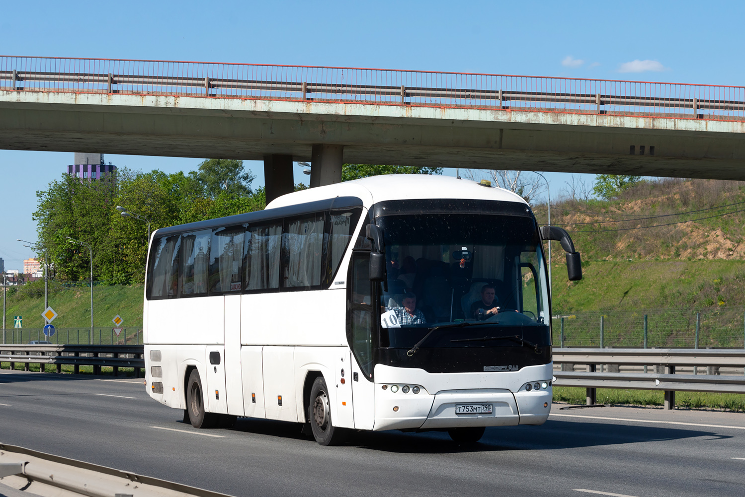 Московская область, Neoplan P21 N2216SHD Tourliner № Т 753 МТ 790