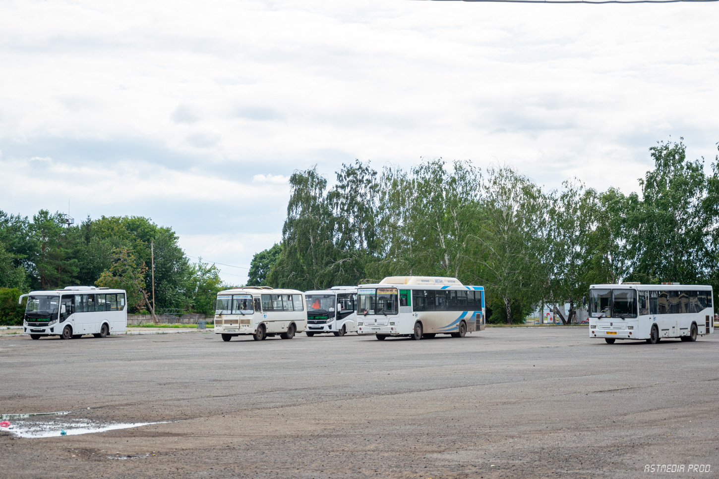 Татарстан, НефАЗ-5299-30-31 № Р 281 РР 116; Татарстан, НефАЗ-5299-11-33 № ВТ 137 16