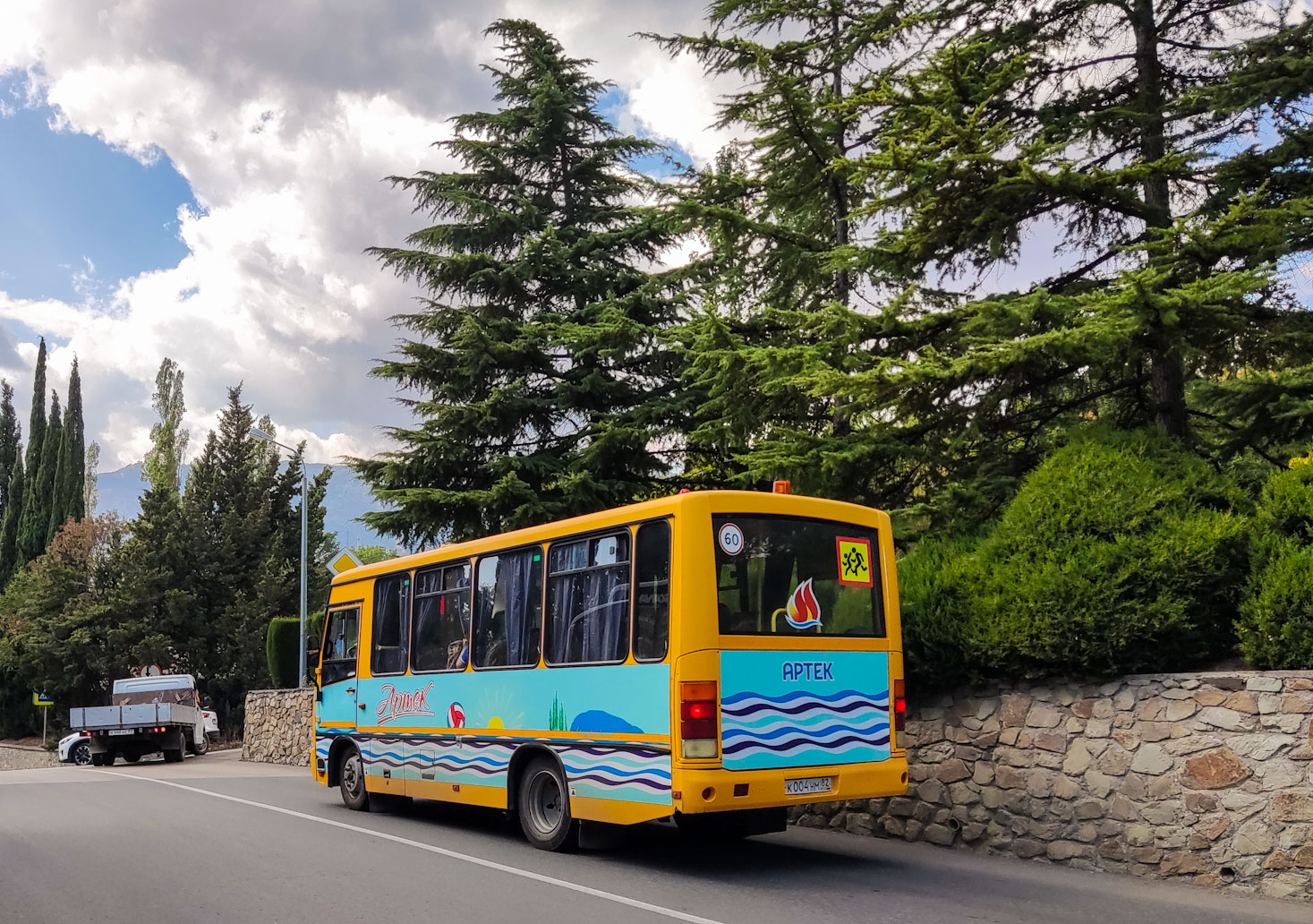 Республика Крым, ПАЗ-320370-08 № К 004 НМ 82
