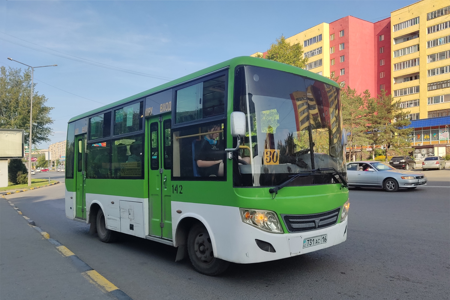 Абайская область, Dongfeng BWC6665GA5 (Qilu/СемАЗ) № 142