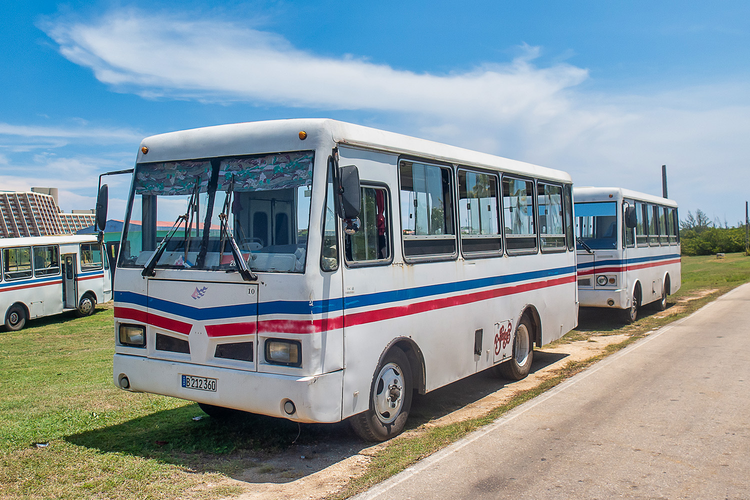 Cuba, Girón Diana # B 212 360; Cuba, Girón Diana # B 212 361