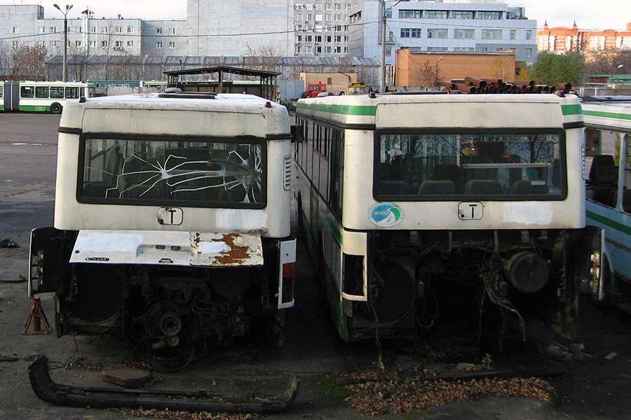 Москва, Ikarus 415.33 № 05377; Москва, Ikarus 415.33 № 05281