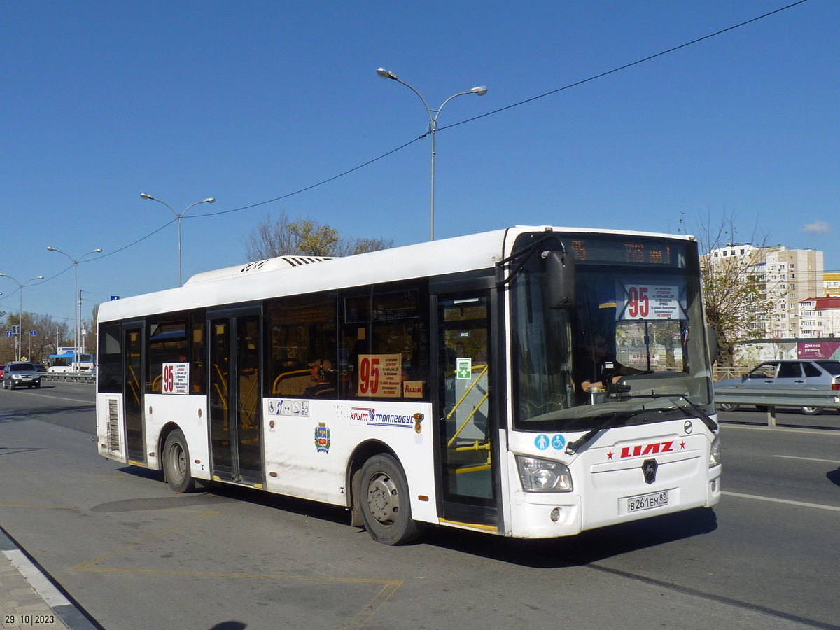 Республика Крым, ЛиАЗ-4292.60 (1-2-1) № В 261 ЕМ 82