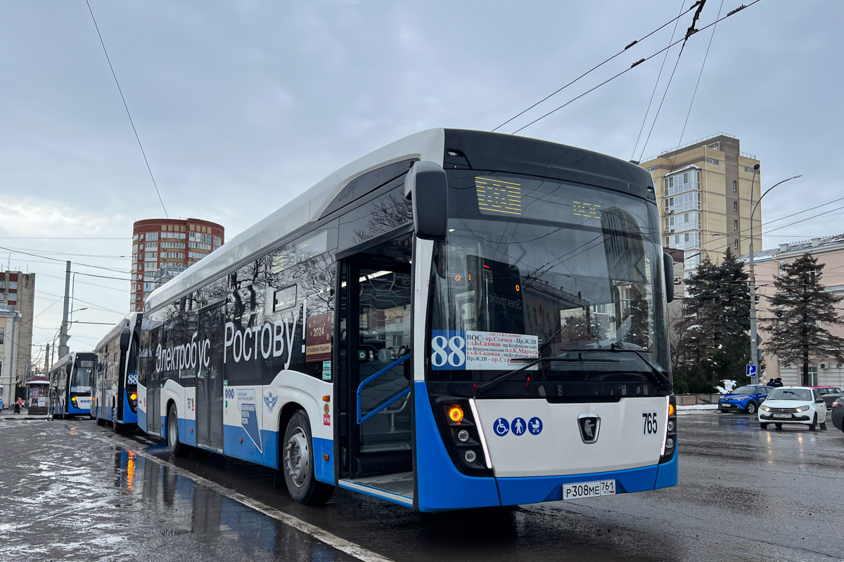 Ростовская область, КАМАЗ-6282 № 765
