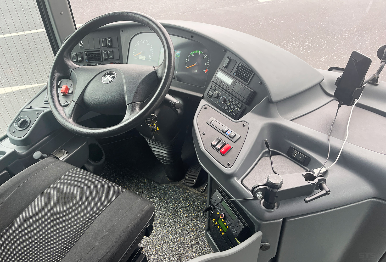 Баден-Вюртемберг, Setra S415LE business № UL-SC 2251