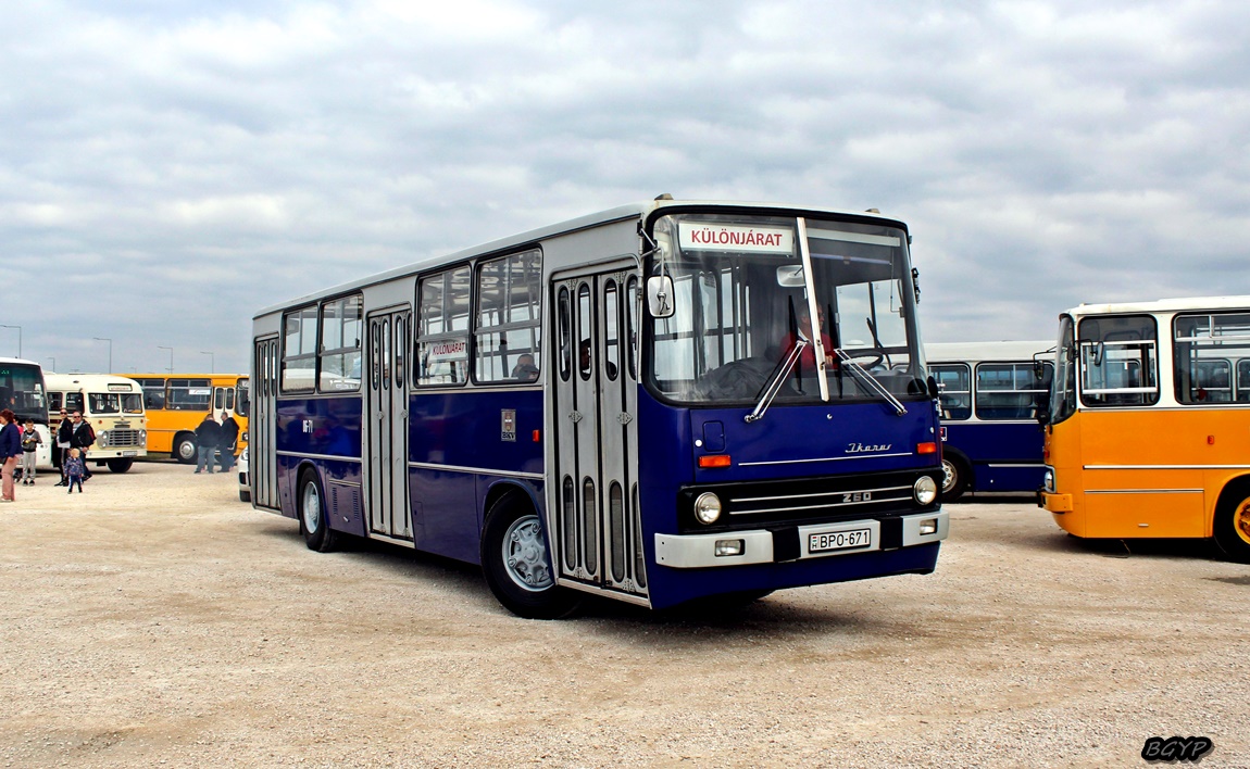 Hungary, Ikarus 260.00 # 06-71; Hungary — III. Ikarus Találkozó, Aeropark (2021)