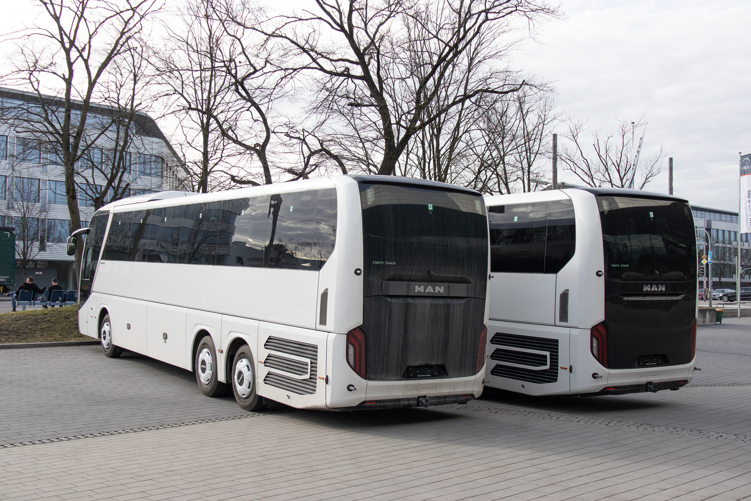 Нижняя Саксония, MAN R09 Lion's Coach C RHC474 C № DAN-TW 44; Бавария — Новые автобусы MAN / Neoplan