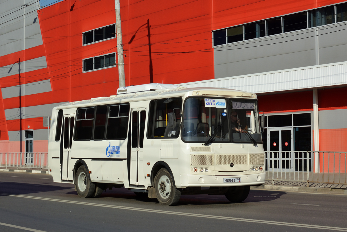 Краснодарский край, ПАЗ-4234-04 № У 806 ЕЕ 193