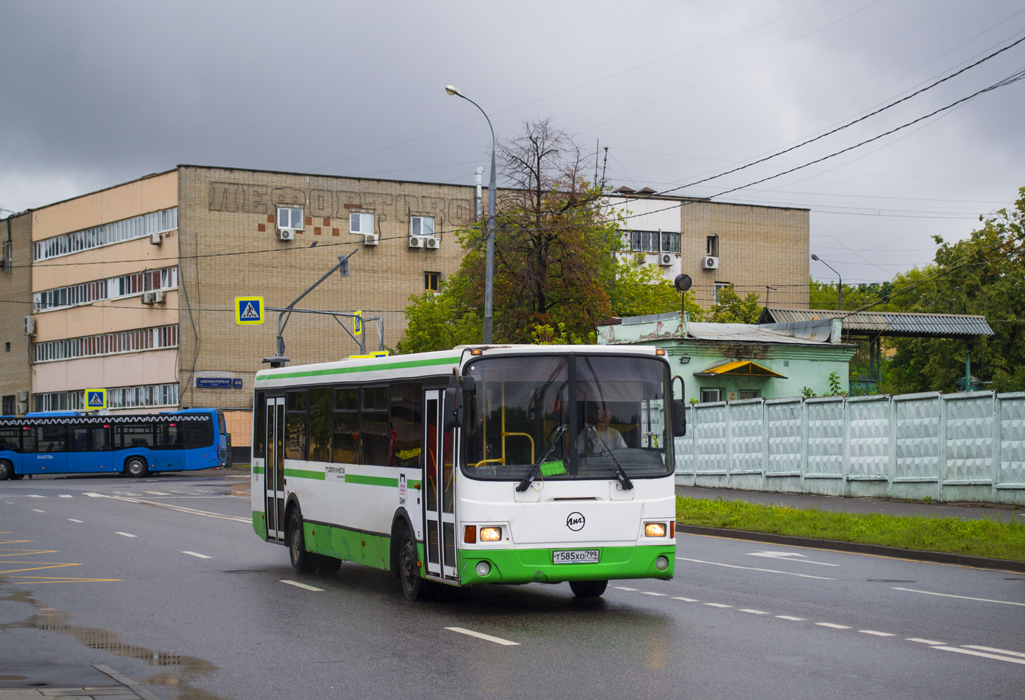 Москва, ЛиАЗ-5256.53-01 № Т 585 ХО 799