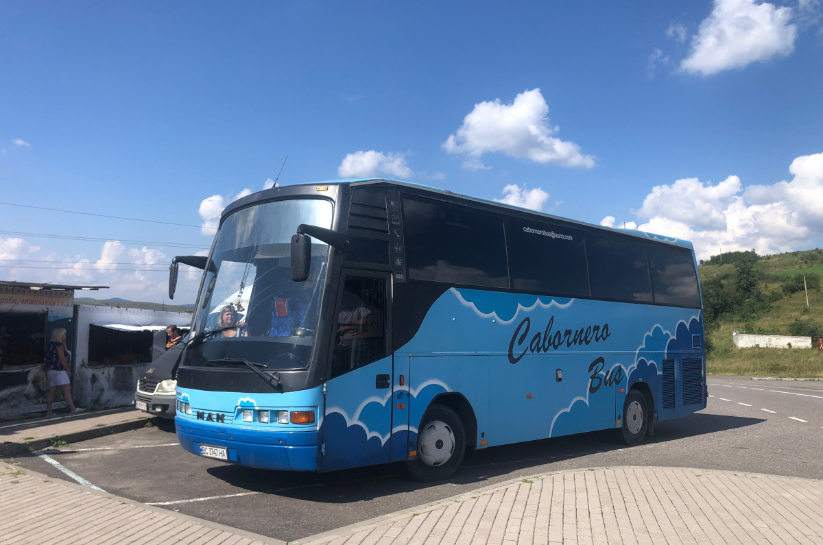 Львовская область, Ugarte CX-Elite Midi № BC 3747 HA