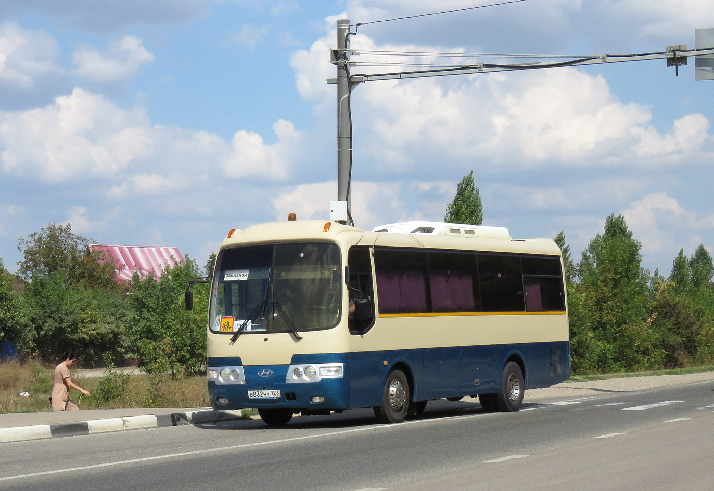 Краснодарский край, Hyundai AeroTown № В 832 НУ 123