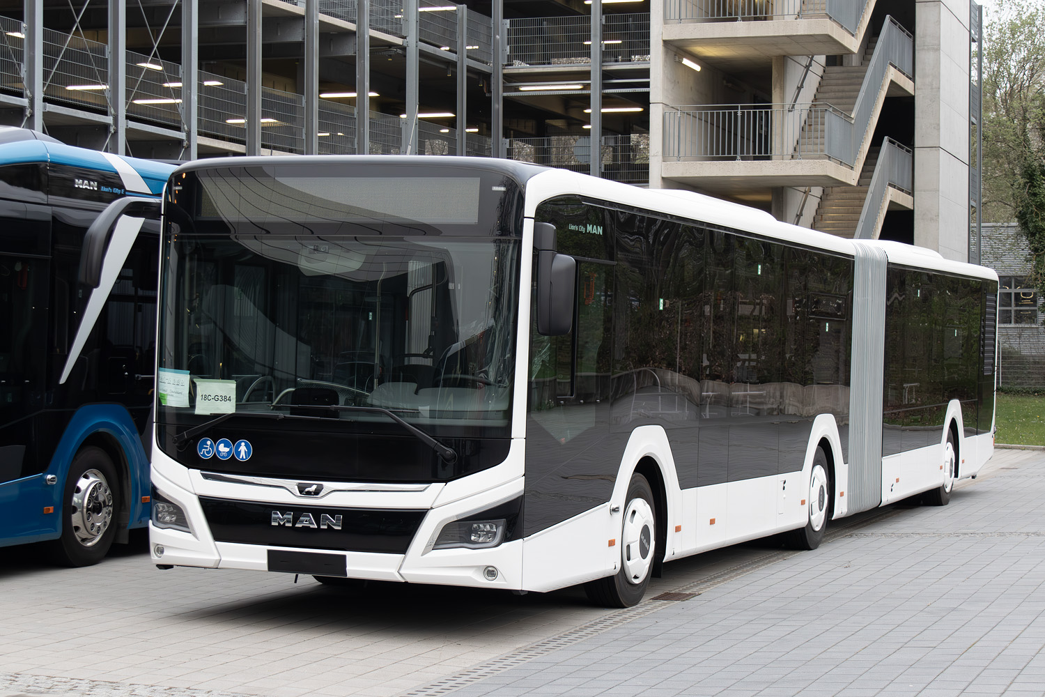 Баден-Вюртемберг, MAN 18C Lion's City 18 NG360 № UL-SC 2466; Бавария — Новые автобусы MAN / Neoplan