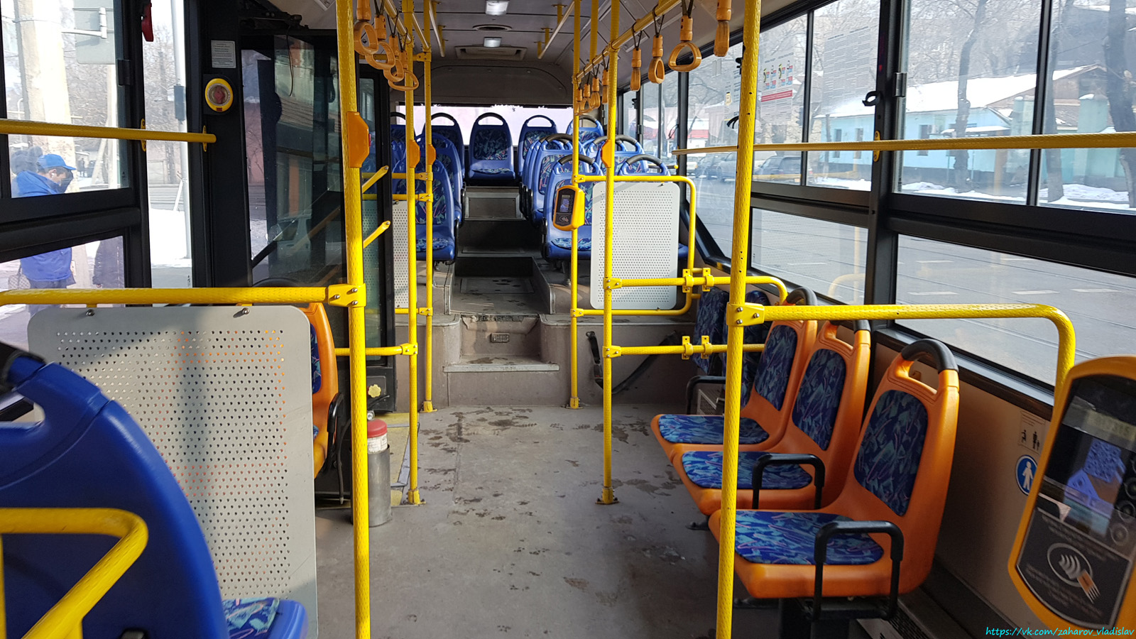 Алматы, Yutong ZK6118HGA № 755