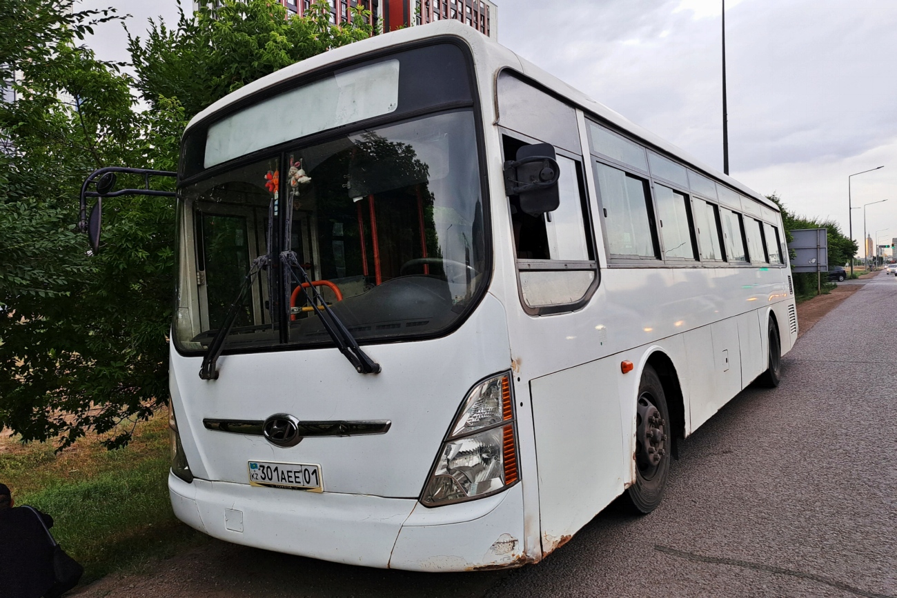 Астана, Hyundai New Super AeroCity 1F/L № 301 AEE 01 Астана, Hyundai New Super AeroCity 1F/L № 301 AEE 01