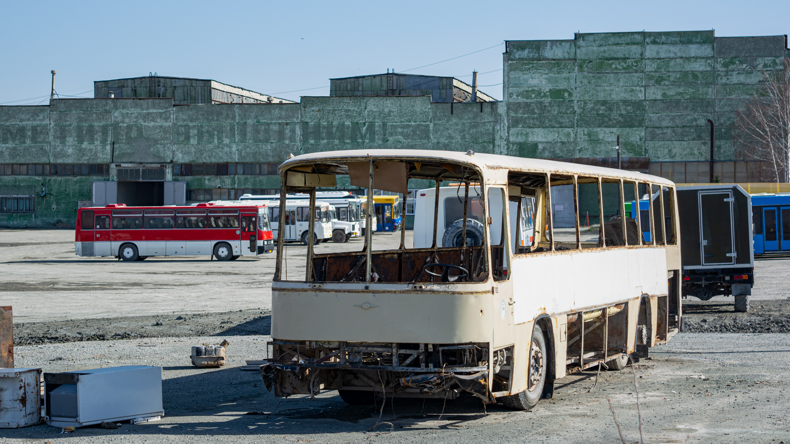 Свердловская область, Ikarus 256.75 № 755; Свердловская область, Sanos S415 № 782