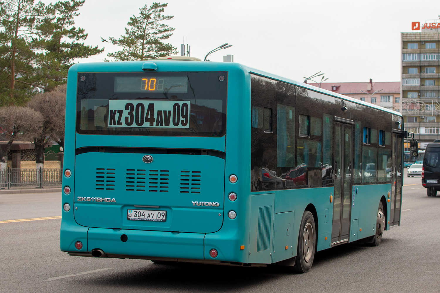 Karagandy province, Yutong ZK6118HGA (QazTehna) # 304 AV 09