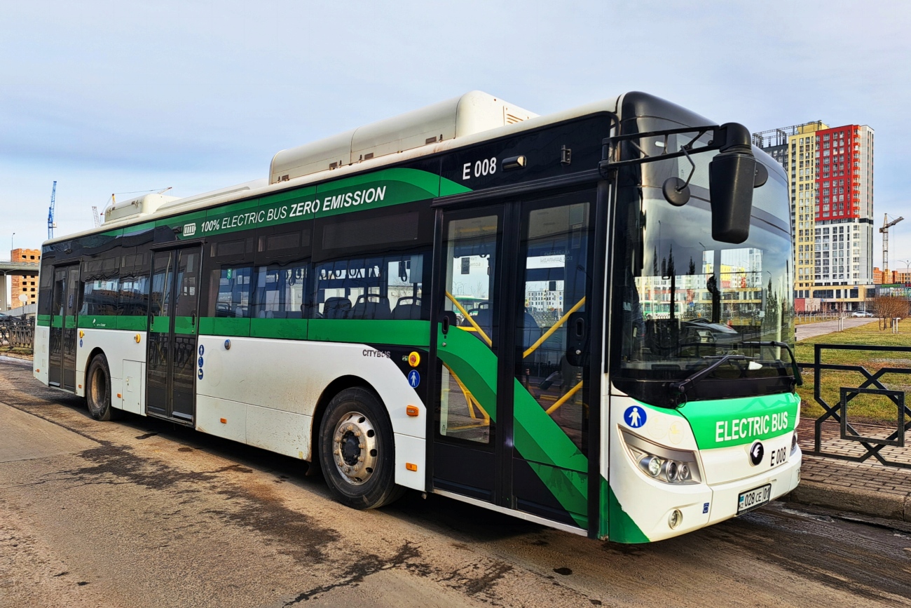 Астана, Yutong E12LF (ZK6128BEVG) (СарыаркаАвтоПром) № E008