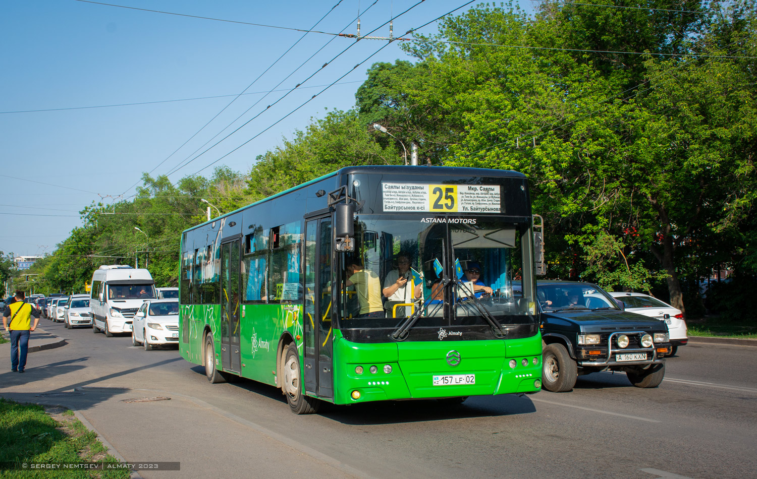Алматы, Golden Dragon XML6105CR (Hyundai Trans Auto) № 157 LF 02