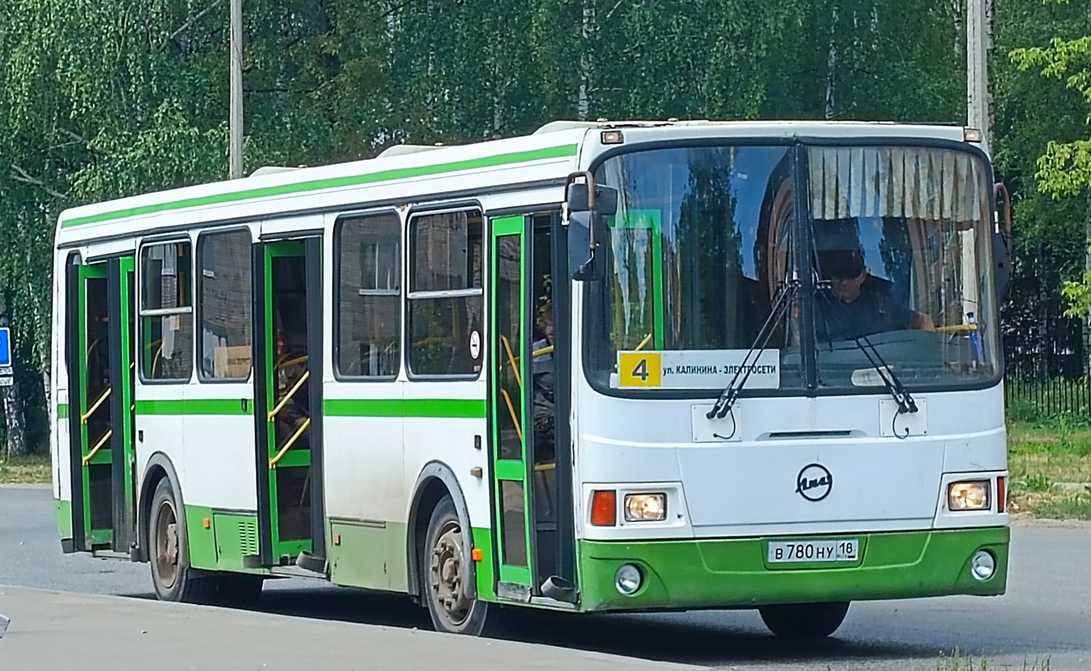 Удмуртия, ЛиАЗ-5256.36 № В 780 НУ 18