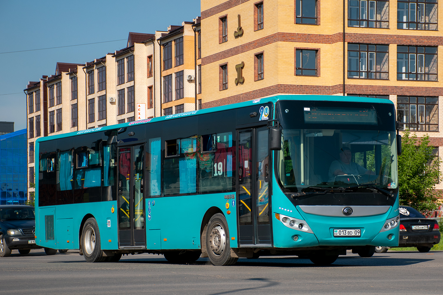 Карагандинская область, Yutong ZK6118HGA № 013 BD 09