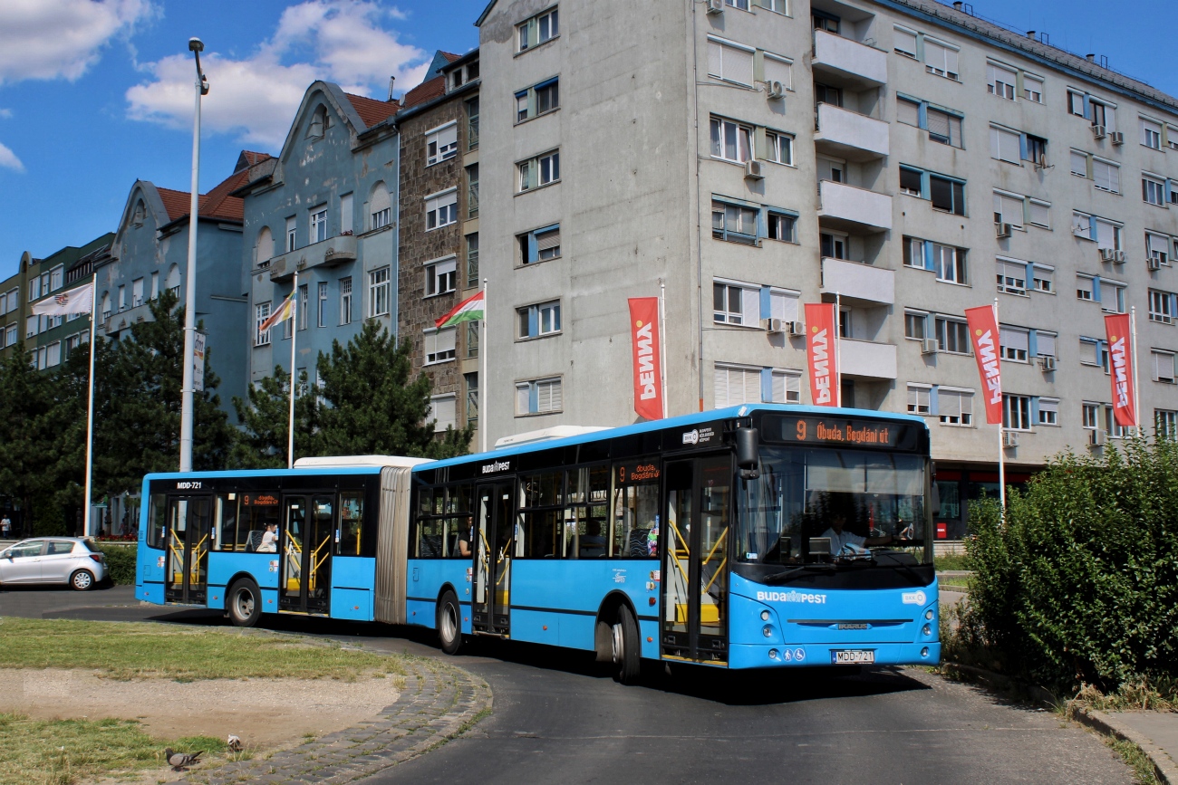 Hungary, Ikarus V187 # MDD-721