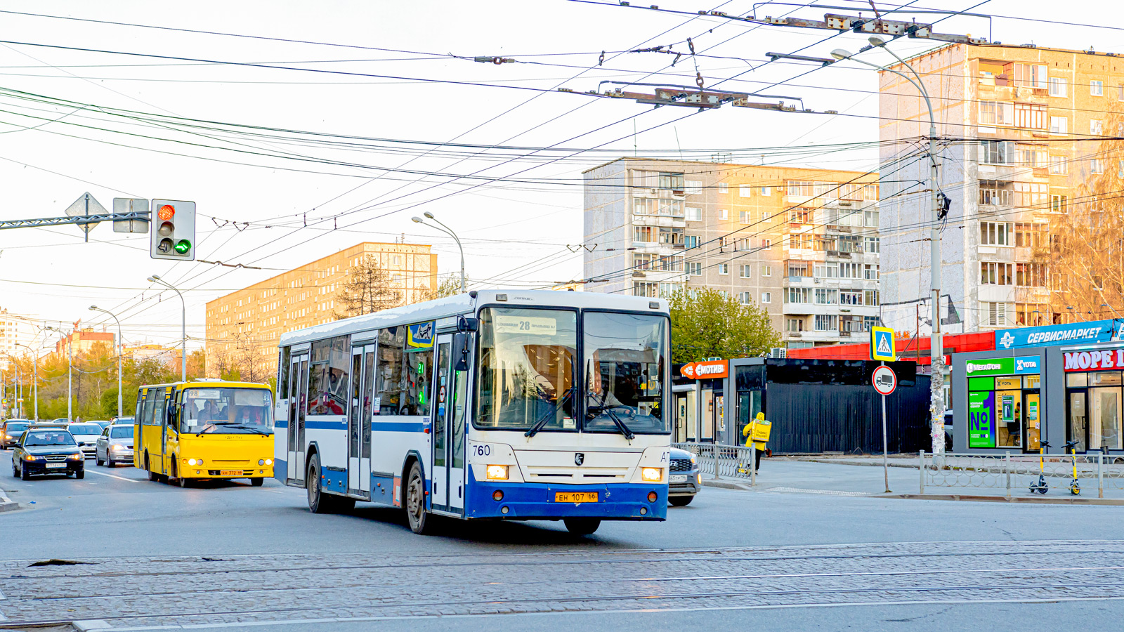 Sverdlovsk region, NefAZ-5299-20-32 # 760