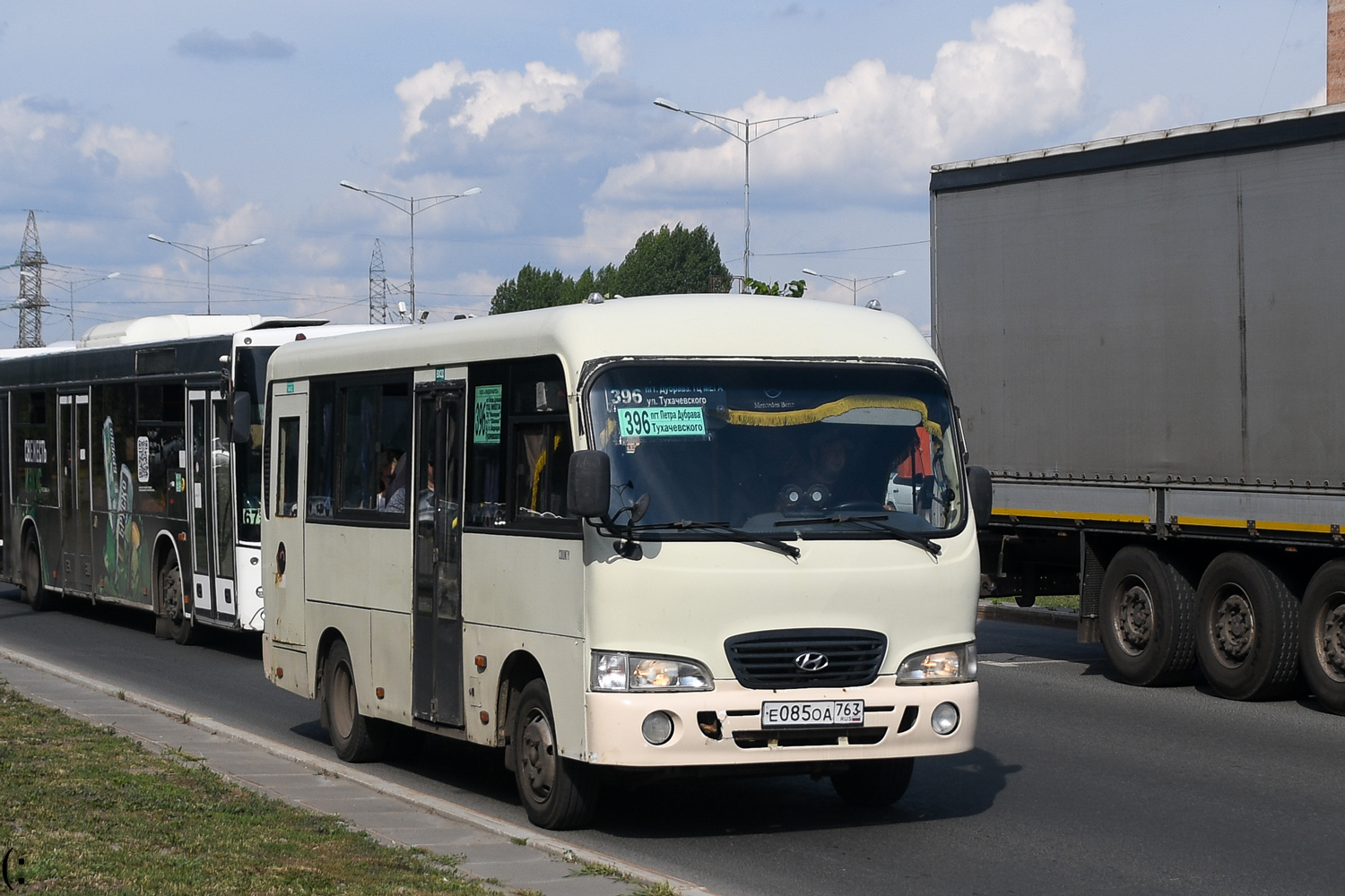 Самарская область, МАЗ-203.016 № 955; Самарская область, Hyundai County SWB C08 (РЗГА) № Е 085 ОА 763