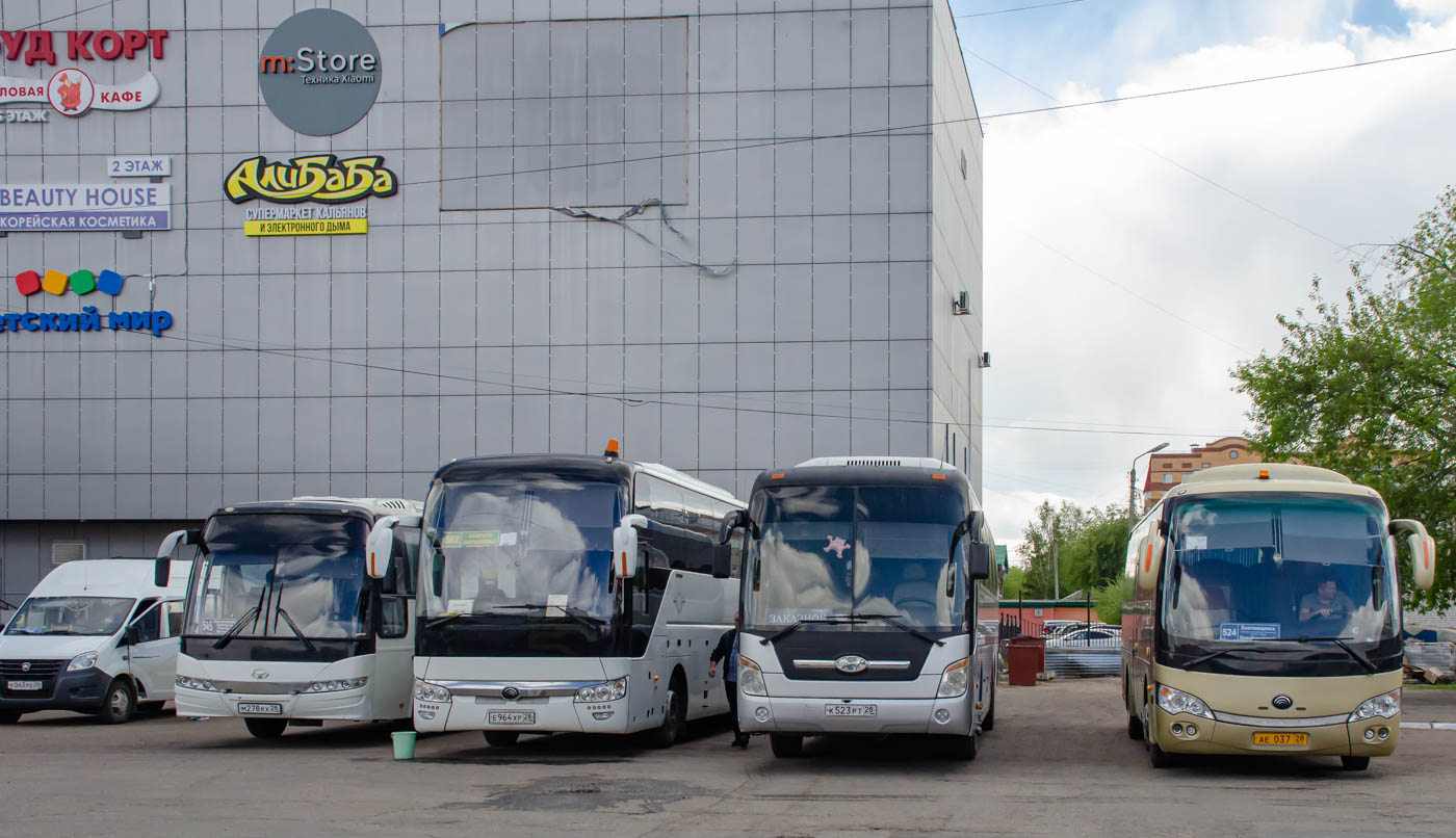 Амурская область, Hyundai Universe Xpress Noble № К 523 РТ 28; Амурская область, Yutong ZK6938HB9 № АЕ 037 28