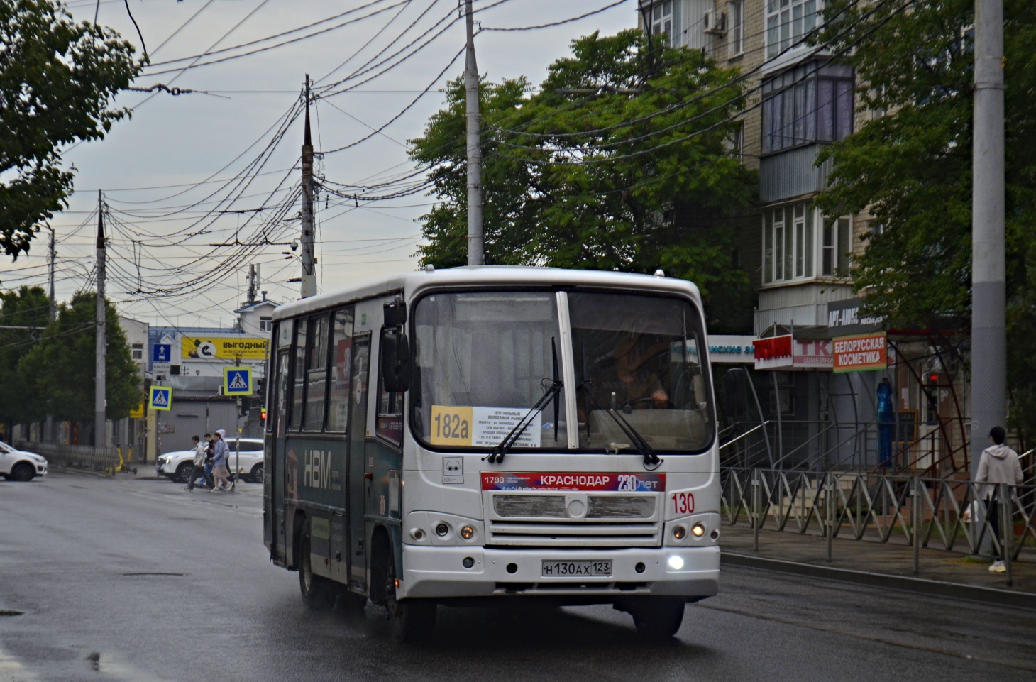 Краснодарский край, ПАЗ-320402-03 № Н 130 АХ 123