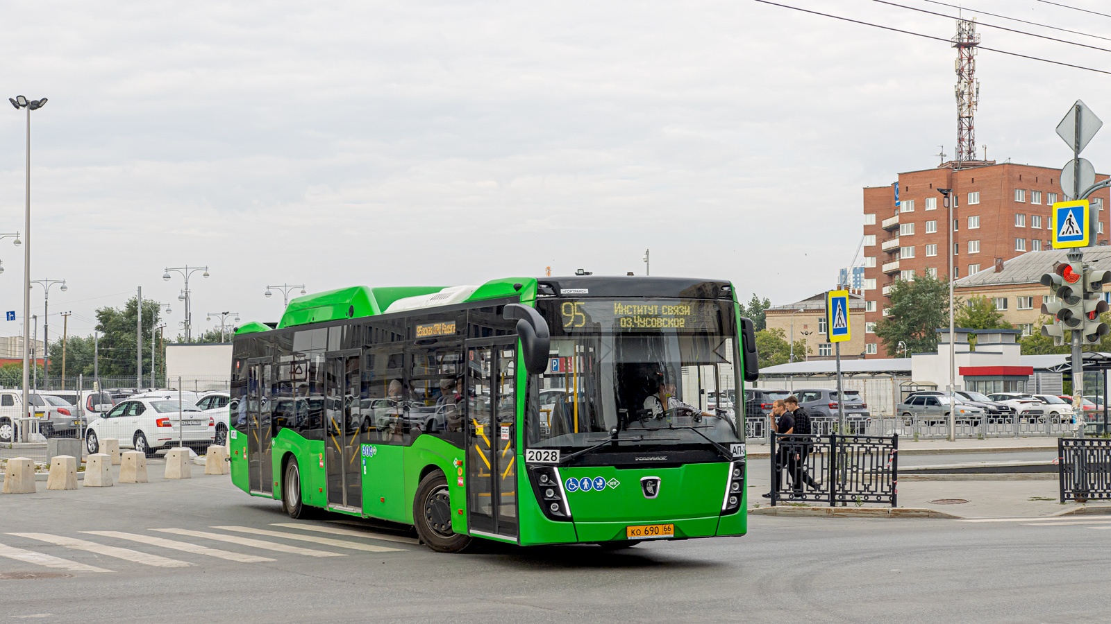 Свердловская область, НефАЗ-5299-40-57 (CNG) № 2028