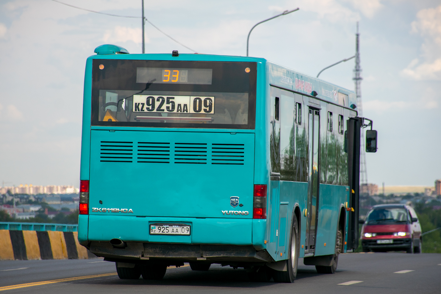 Карагандинская область, Yutong ZK6118HGA № 925 AA 09