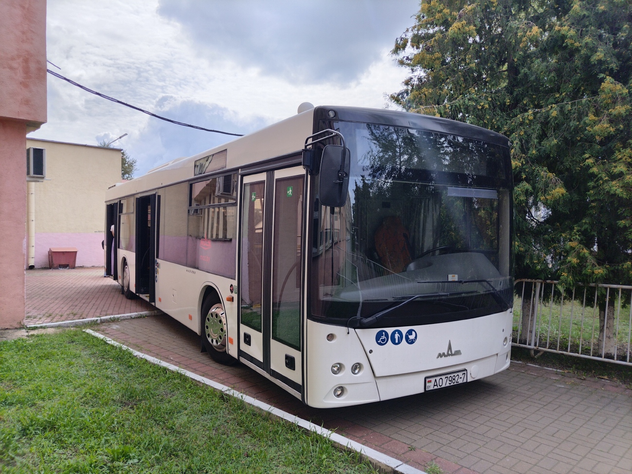 Минск, МАЗ-203.088 № АО 7982-7