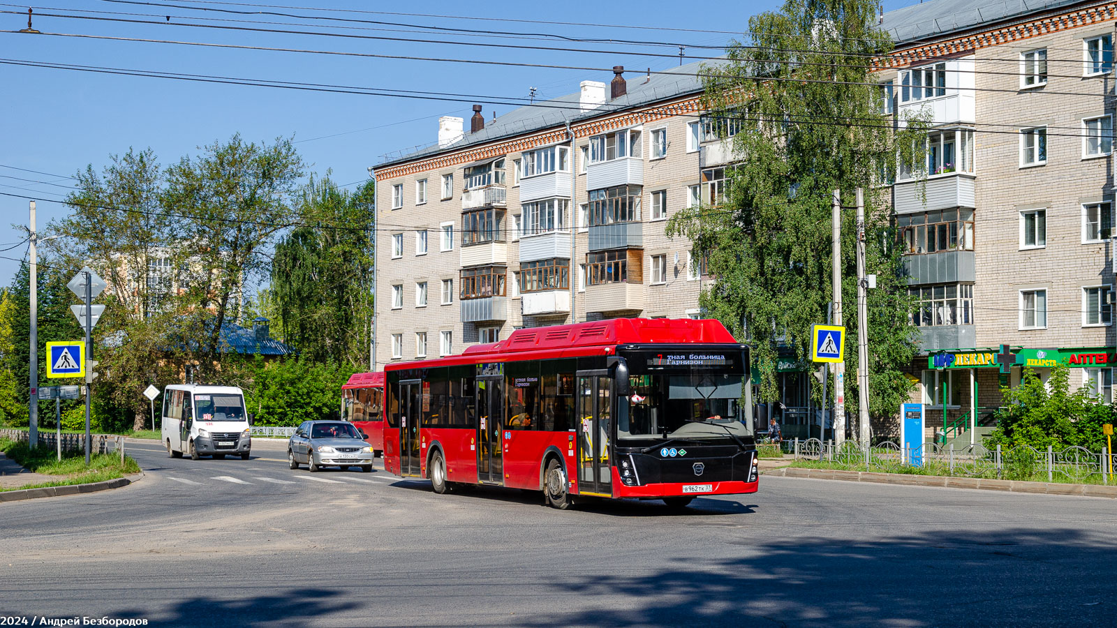 Ивановская область, ЛиАЗ-5292.67 (CNG) № В 968 ТК 37; Ивановская область, ЛиАЗ-5292.67 (CNG) № В 962 ТК 37