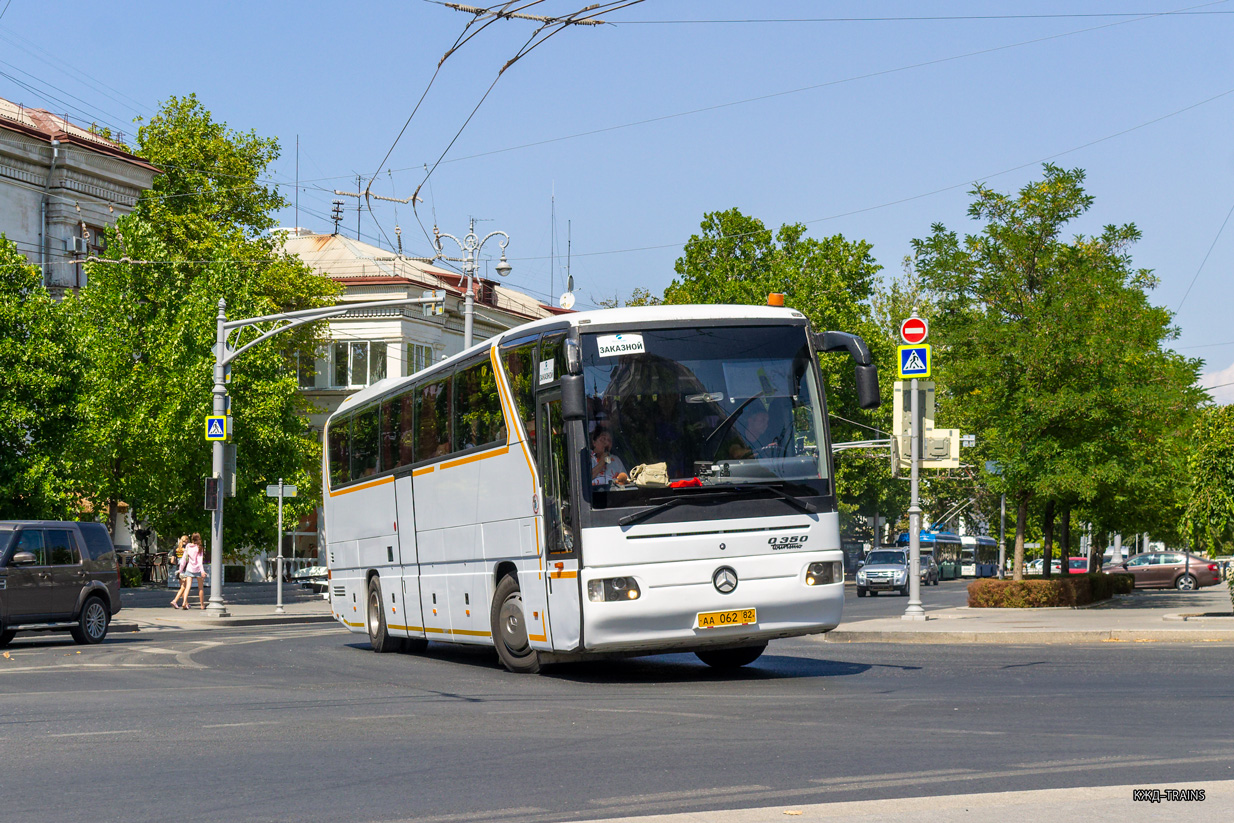 Республика Крым, Mercedes-Benz O350-15RHD Tourismo № АА 062 82
