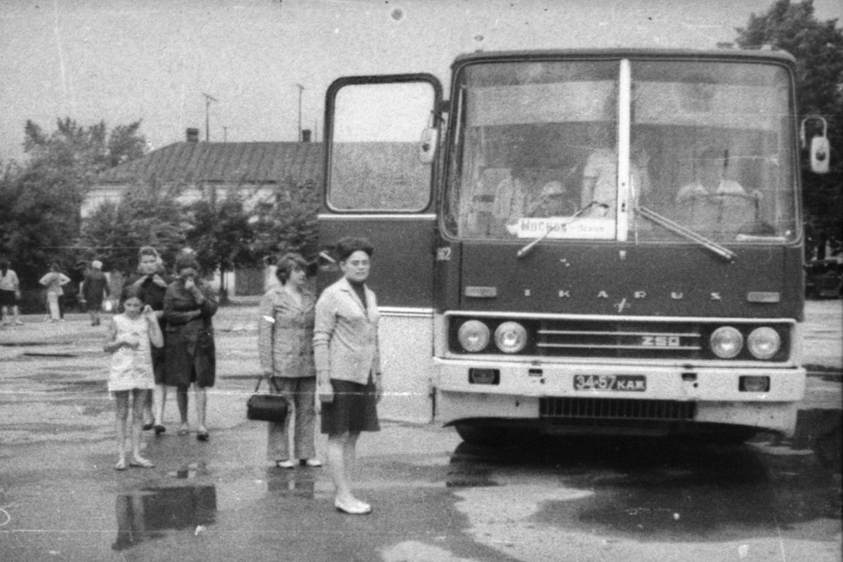 Тверская область, Ikarus 250.09 № 34-57 КАЖ; Тверская область — Калининские автобусы за пределами региона (1970 — 1980-е гг.)