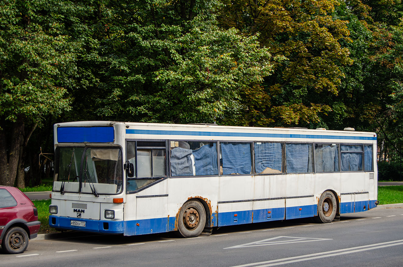 Москва, MAN 888 SÜ242 № К 850 ОУ 777
