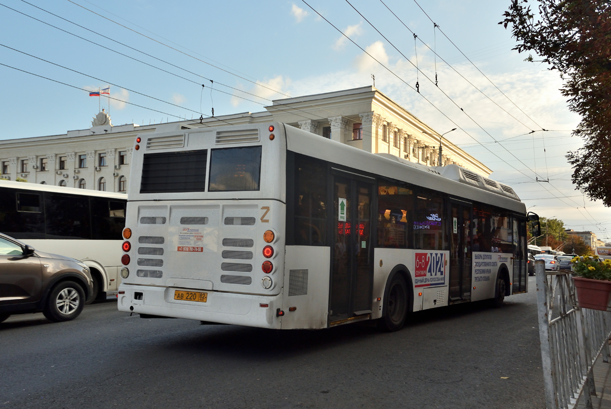 Республика Крым, ЛиАЗ-5292.67 (CNG) № АВ 220 82