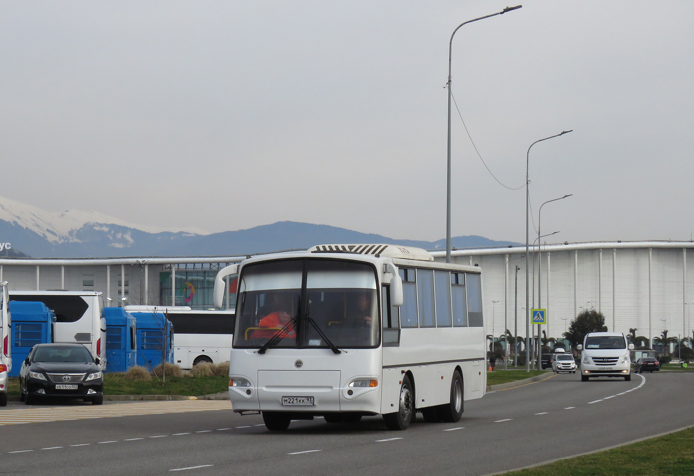 Краснодарский край, КАвЗ-4235-62 № М 221 КК 93