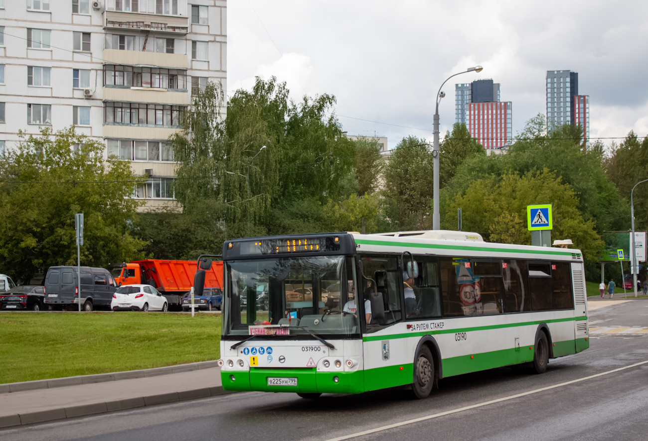 Москва, ЛиАЗ-5292.22-01 № 031900