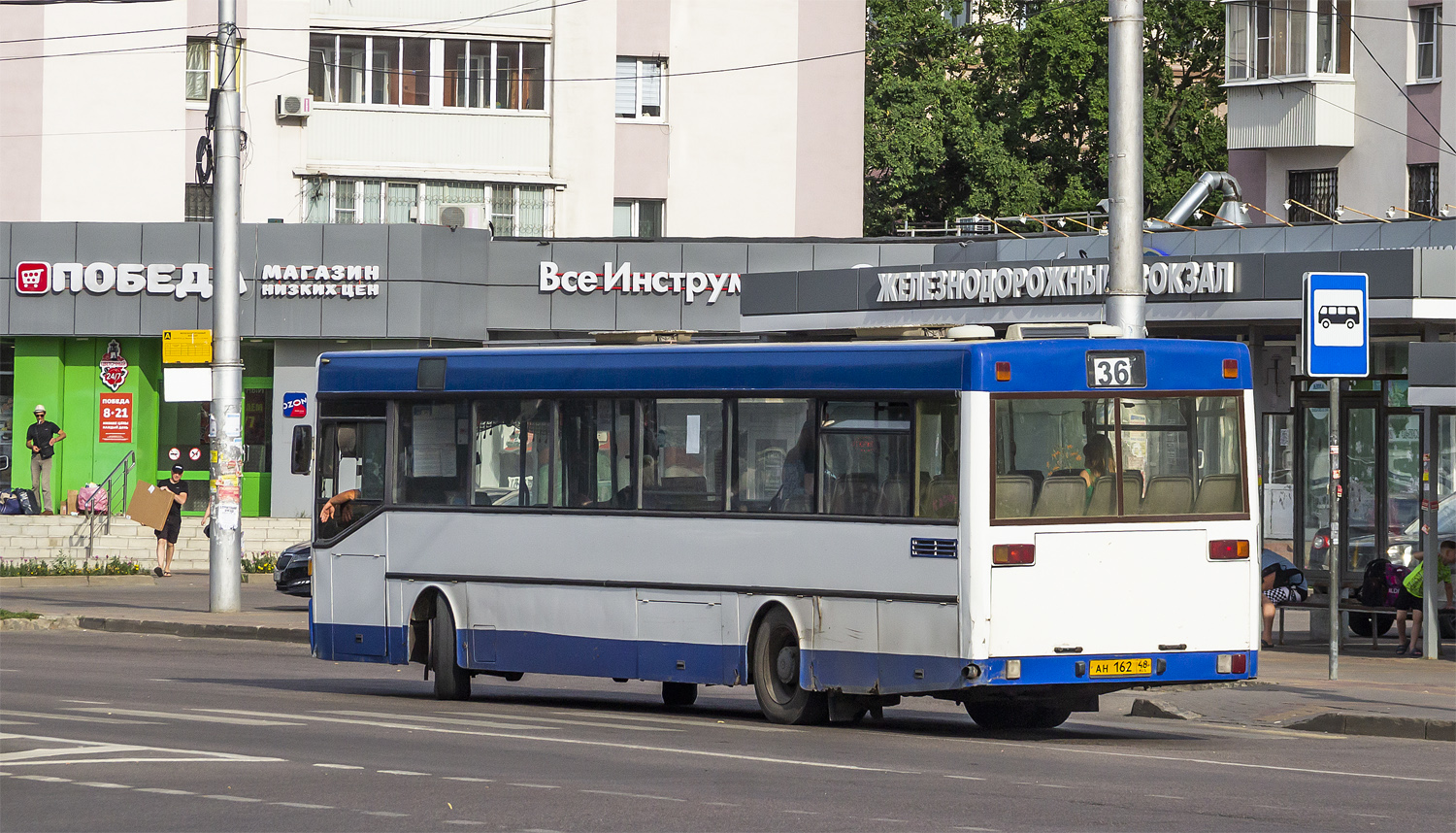 Липецкая область, Mercedes-Benz O405 № АН 162 48