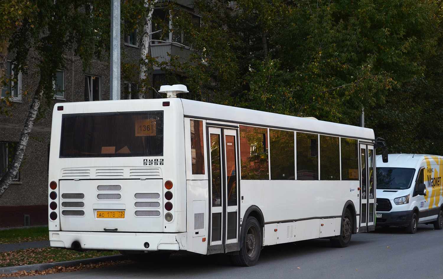 Тюменская область, ЛиАЗ-5256.60-01 № АО 178 72